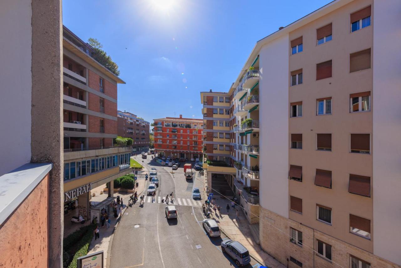 Nordic Style - 5 Min Dall'Arena & Parcheggio Verona Bagian luar foto